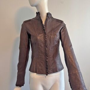 Ladie's Danier Leather Jacket Size XS